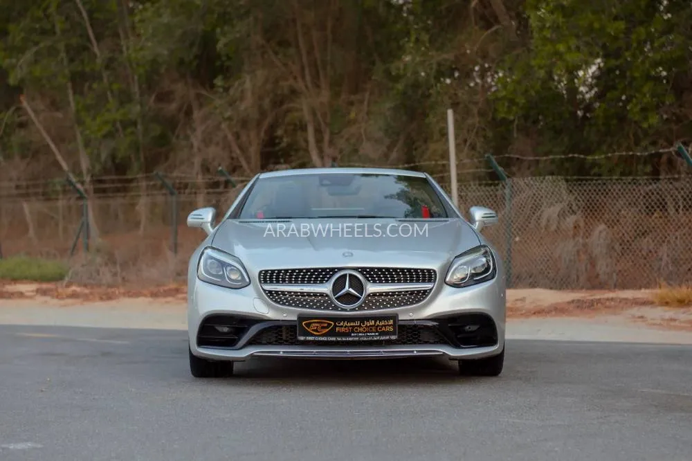 مرسيدس بنز SLC Class 2017 for Sale in الشارقة Image-5