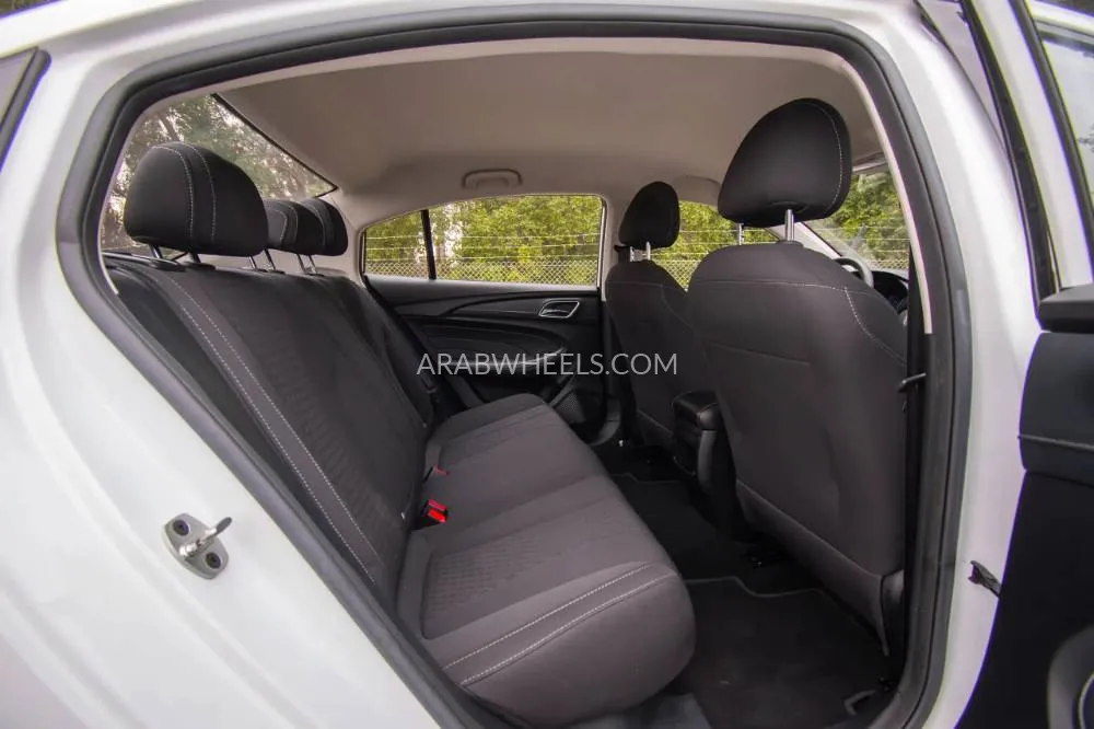 MG 1.5 AT COM 2020 for Sale in Sharjah Image-13