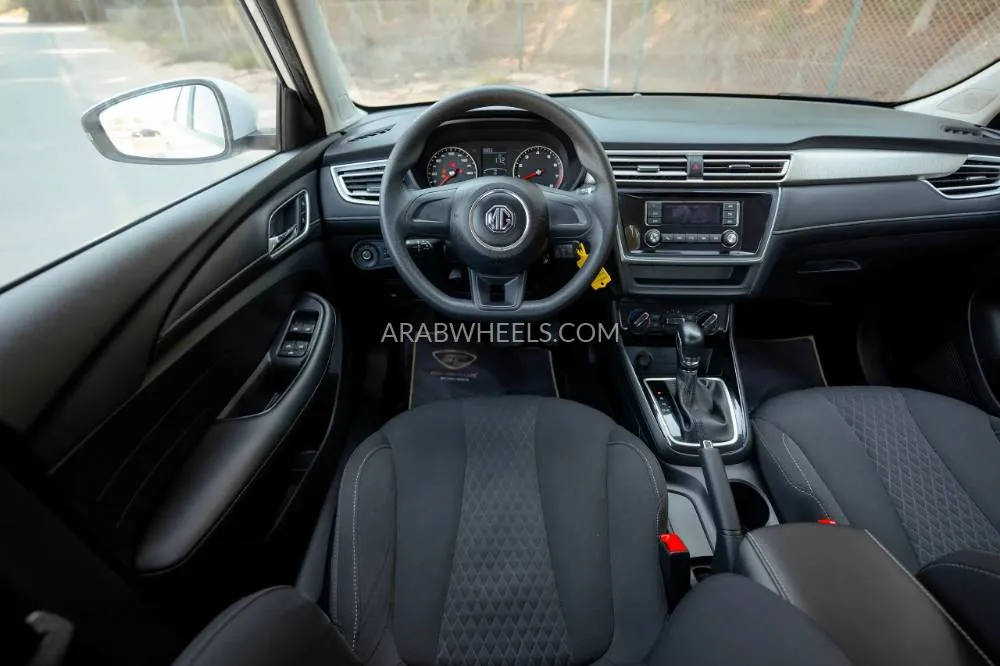 MG 1.5 AT COM 2020 for Sale in Sharjah Image-9