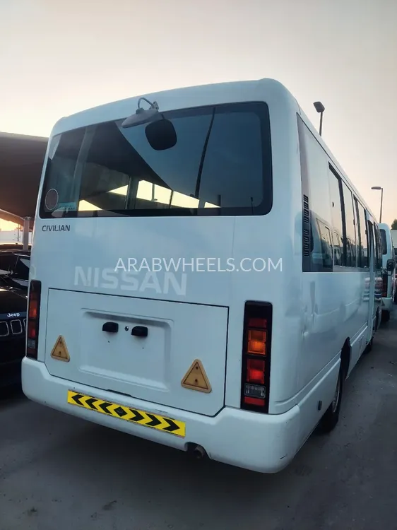 Nissan Civilian 2013 for Sale in Sharjah Image-5