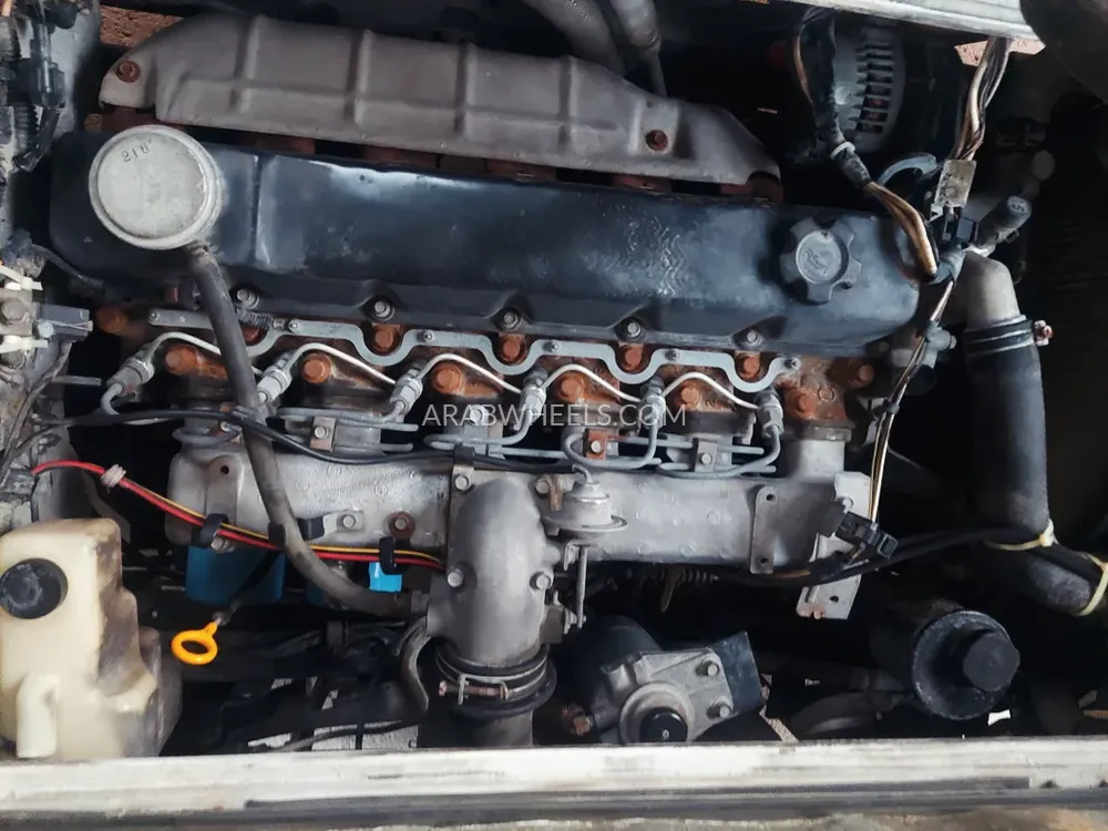 Nissan Civilian 2013 for Sale in Sharjah Image-8