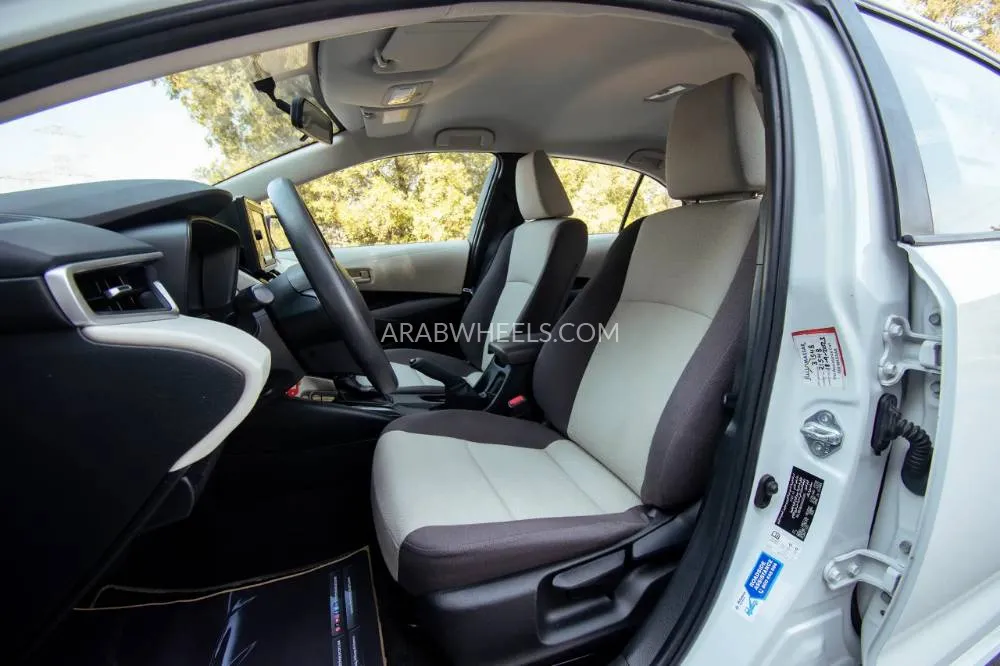 Toyota Corolla 2020 for Sale in Sharjah Image-10