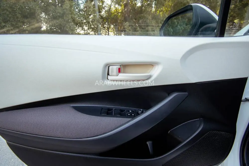 Toyota Corolla 2020 for Sale in Sharjah Image-18