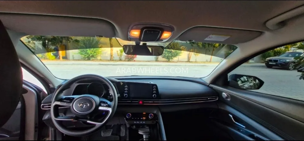 هيونداي إلنترا 2023 for Sale in الشارقة Image-7