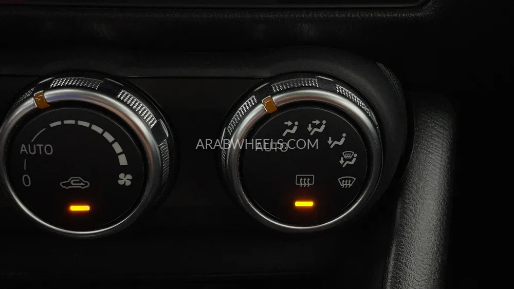 Mazda CX 3 2024 for Sale in Dubai Image-40