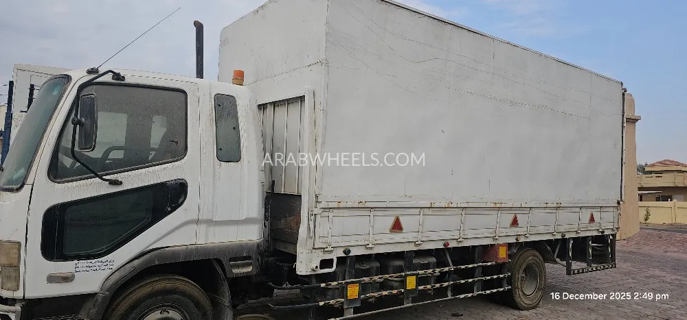 Mitsubishi Super Great 2012 for Sale in Ajman Image-5