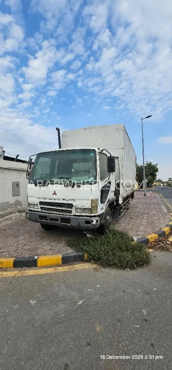 Mitsubishi Super Great 2012 for Sale in Ajman Image-2