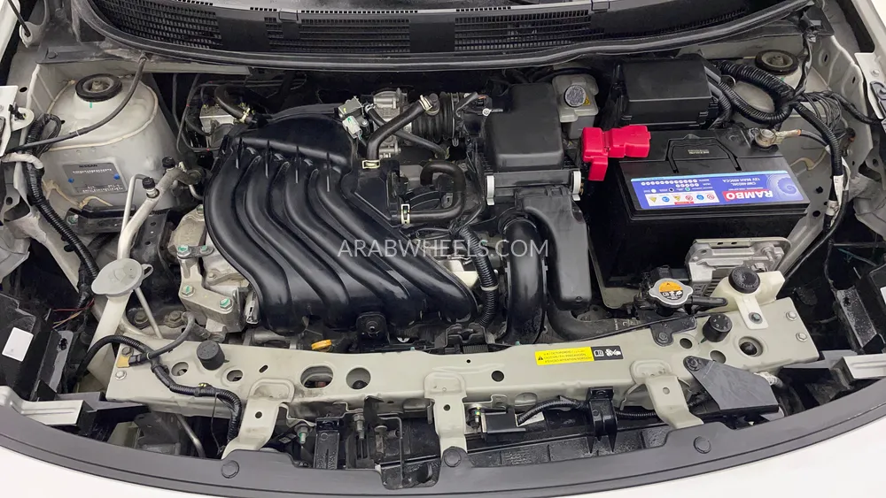 Nissan Sunny 2023 for Sale in Dubai Image-9