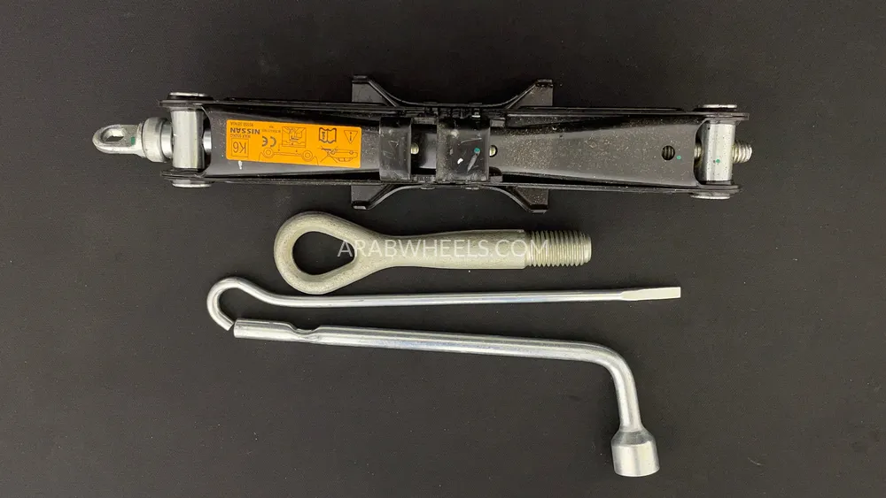 Nissan Sunny 2023 for Sale in Dubai Image-25