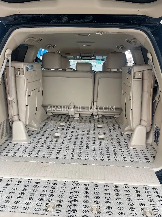 تويوتا لاند كروزر 2012 for Sale in أبو ظبي Image-4