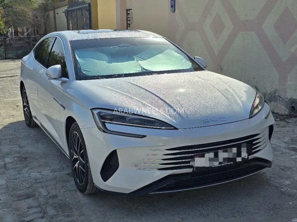 BYD Seal 2025 for Sale in Abu Dhabi Image-4