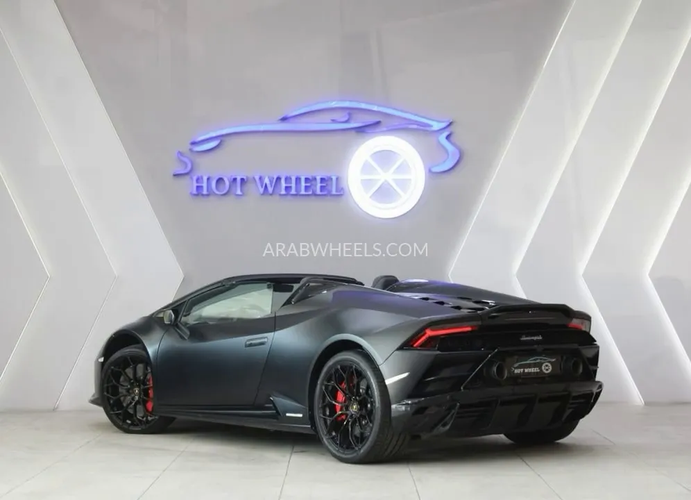 لامبورغيني هوراكان 2023 for Sale in دبي Image-3