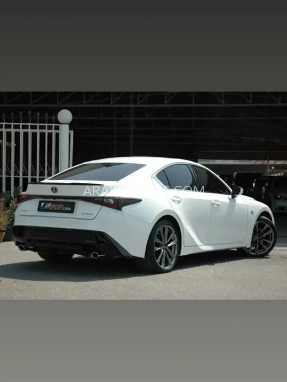 Lexus IS 2022 for Sale in Ajman Image-2