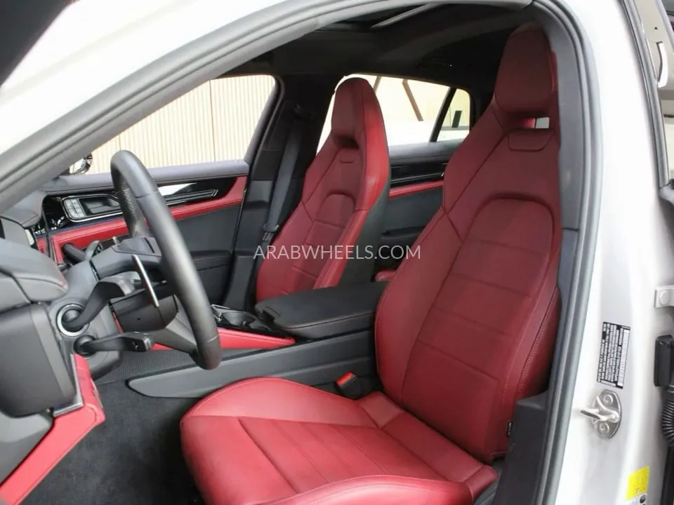 Porsche Panamera 2025 for Sale in Dubai Image-5