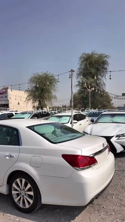 Toyota Avalon 2011 for Sale in Ras Al Khaimah Image-5