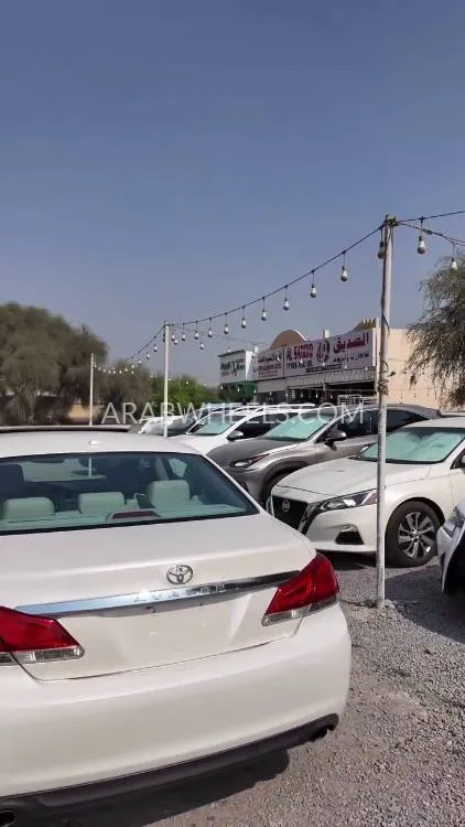 Toyota Avalon 2011 for Sale in Ras Al Khaimah Image-8
