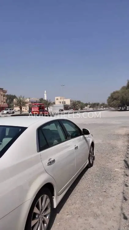 Toyota Avalon 2011 for Sale in Ras Al Khaimah Image-12