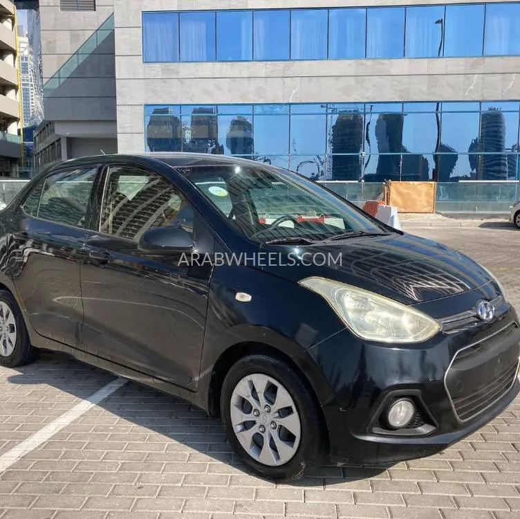 Hyundai Grand i10 2016 for Sale in Sharjah Image-3