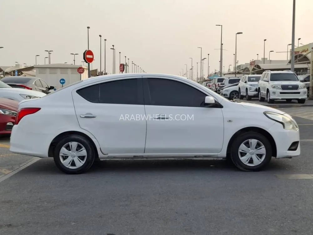 Nissan Sunny 2018 for Sale in Sharjah Image-4