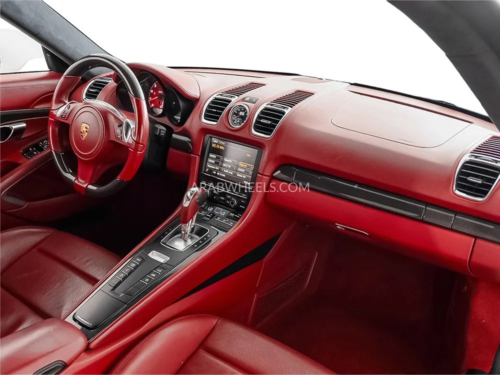 بورشه كايمان 2015 for Sale in دبي Image-11