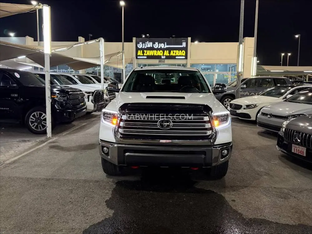 تويوتا تندرا 2017 for Sale in الشارقة Image-2