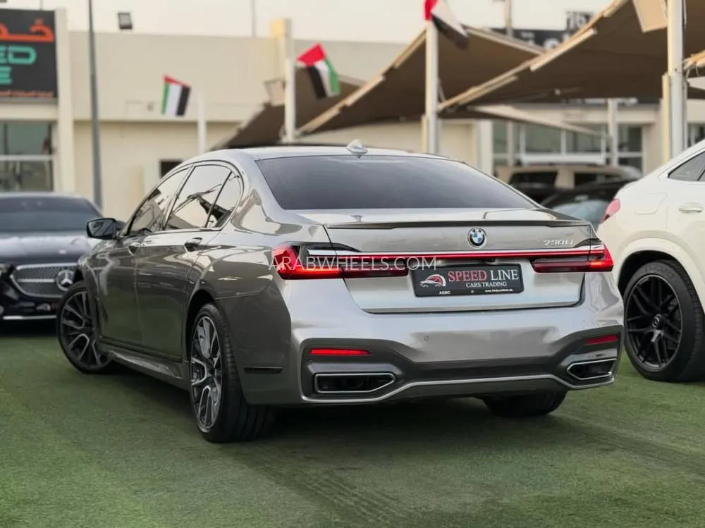 بي إم دبليو الفئة السابعة 2022 for Sale in الشارقة Image-5