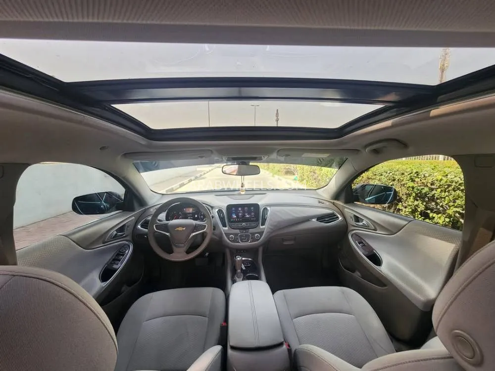 Chevrolet Malibu 2019 for Sale in Dubai Image-4