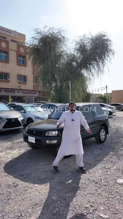Toyota Rav4 1997 for Sale in Ras Al Khaimah Image-4