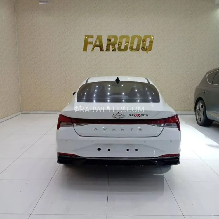 Hyundai Avante 2021 for Sale in Ajman Image-5