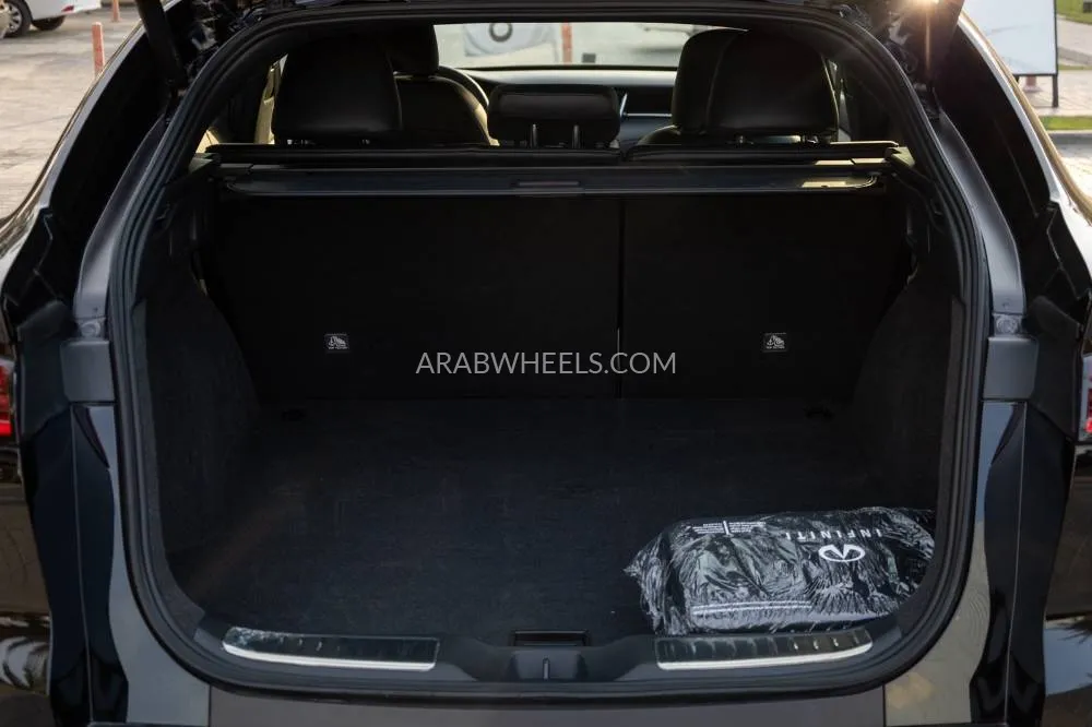 Infiniti QX55 2024 for Sale in Dubai Image-25