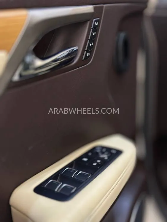 لكزس RX 2019 for Sale in الفجيرة Image-10