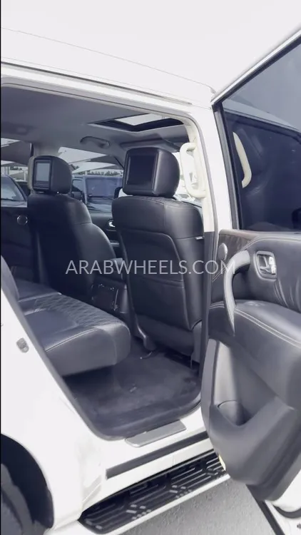 Nissan Patrol 2021 for Sale in Sharjah Image-9