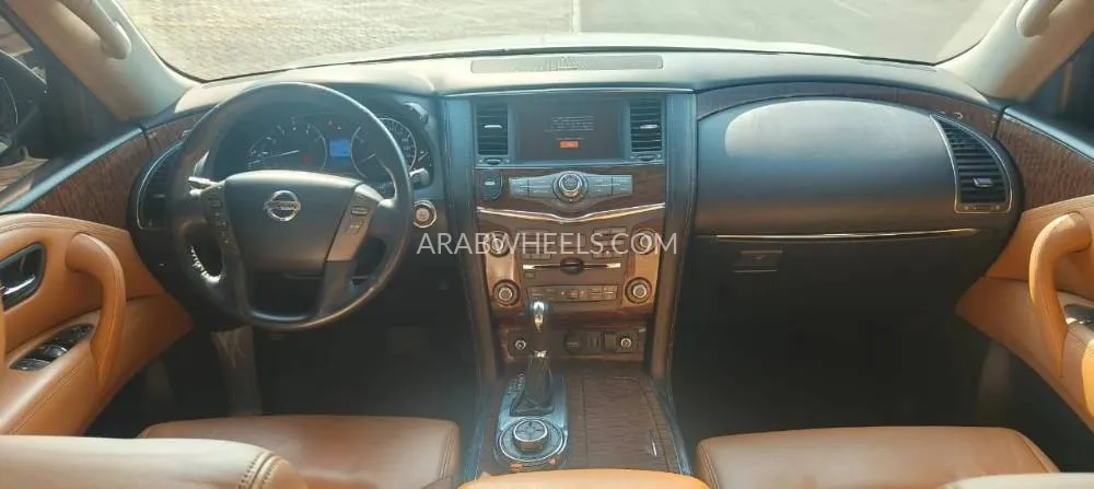 Nissan Patrol 2018 for Sale in Sharjah Image-7