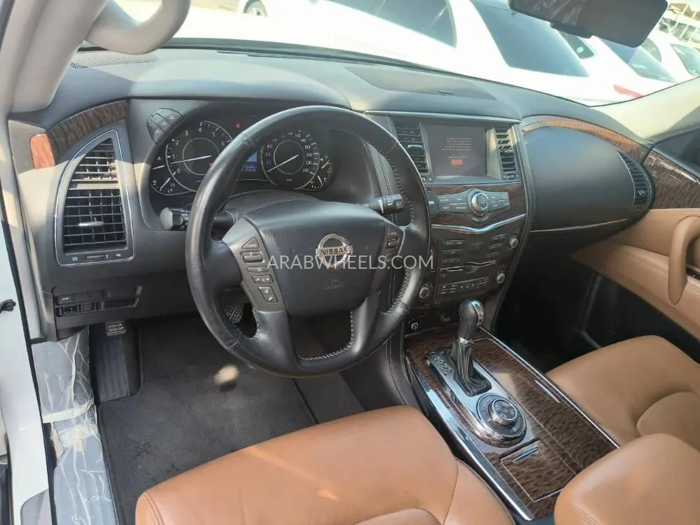 Nissan Patrol 2018 for Sale in Sharjah Image-10