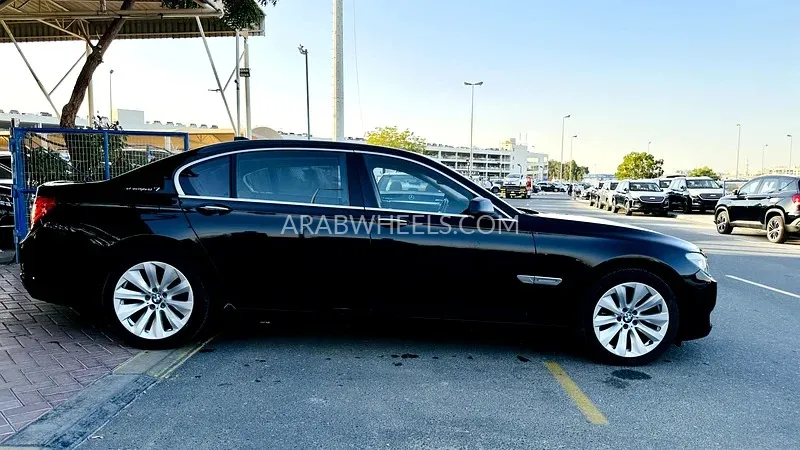 BMW 7 series 2010 for Sale in Dubai Image-5