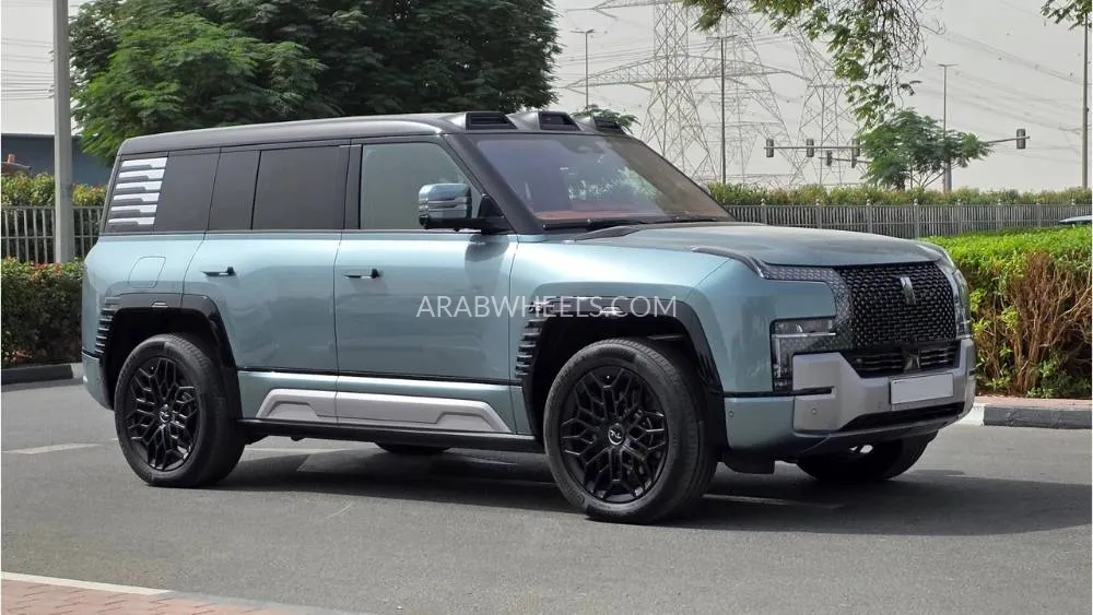 BYD U8 2025 for Sale in Dubai Image-3