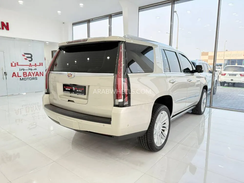 Cadillac Escalade 2017 for Sale in Abu Dhabi Image-3