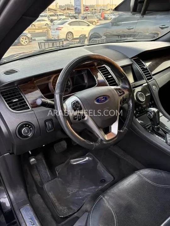 Ford Taurus 2016 for Sale in Sharjah Image-10