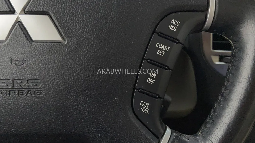 ميتسوبيشي باجيرو 2017 for Sale in دبي Image-20