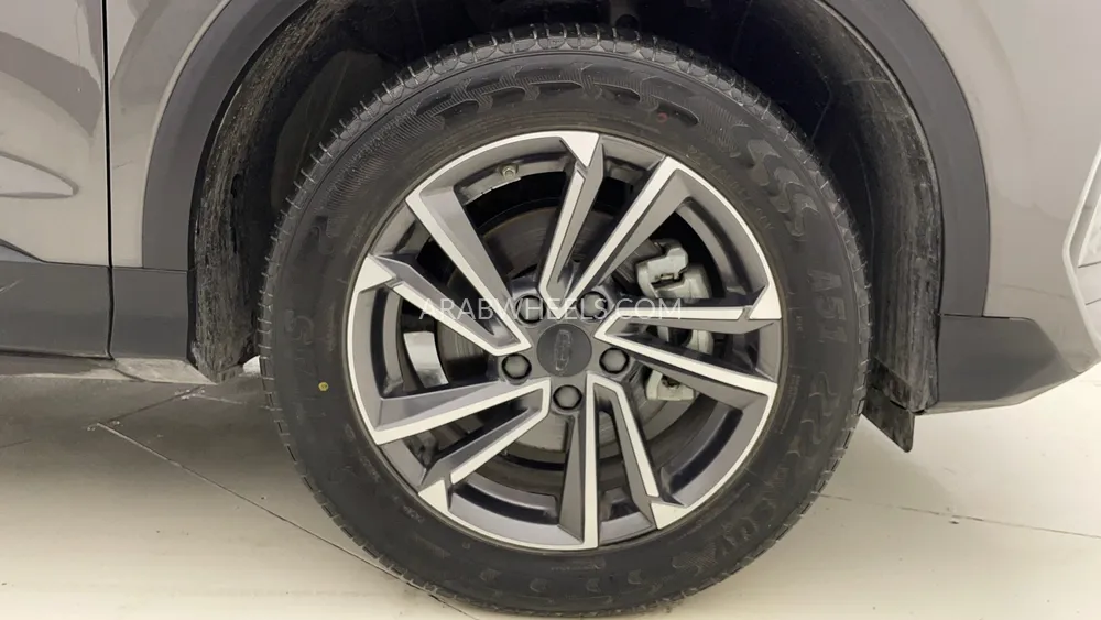 Geely Coolray 2025 for Sale in Dubai Image-10