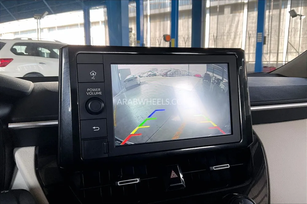 Toyota Corolla 2023 for Sale in Sharjah Image-17