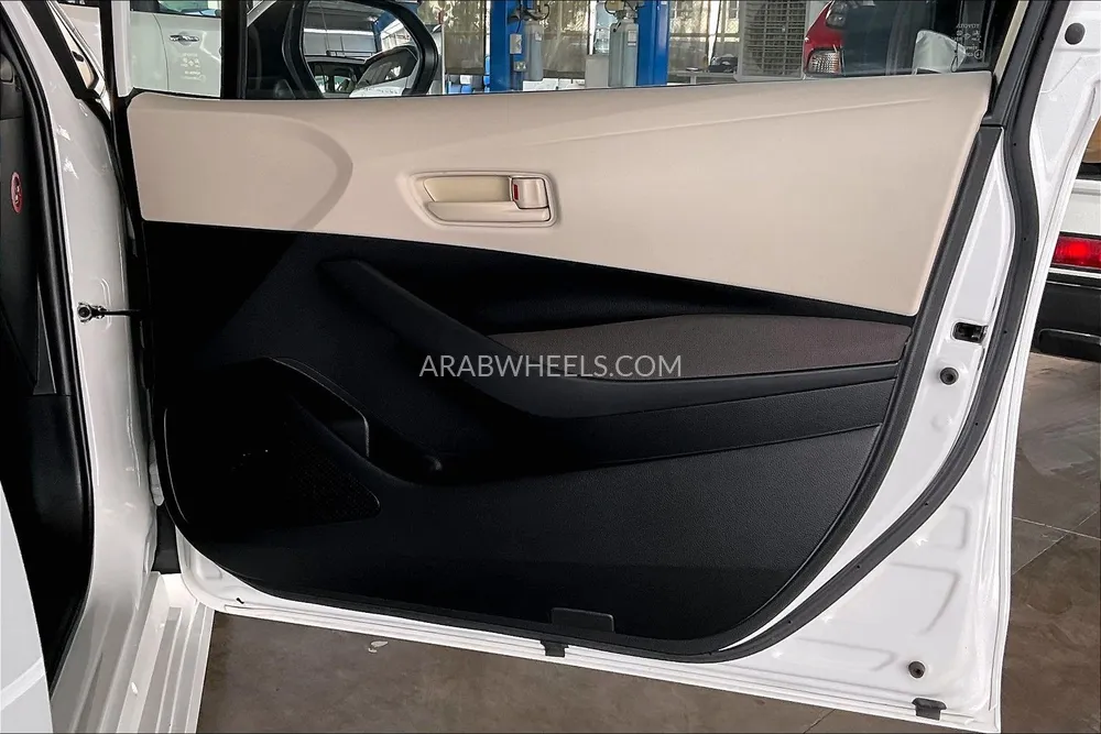 Toyota Corolla 2023 for Sale in Sharjah Image-25