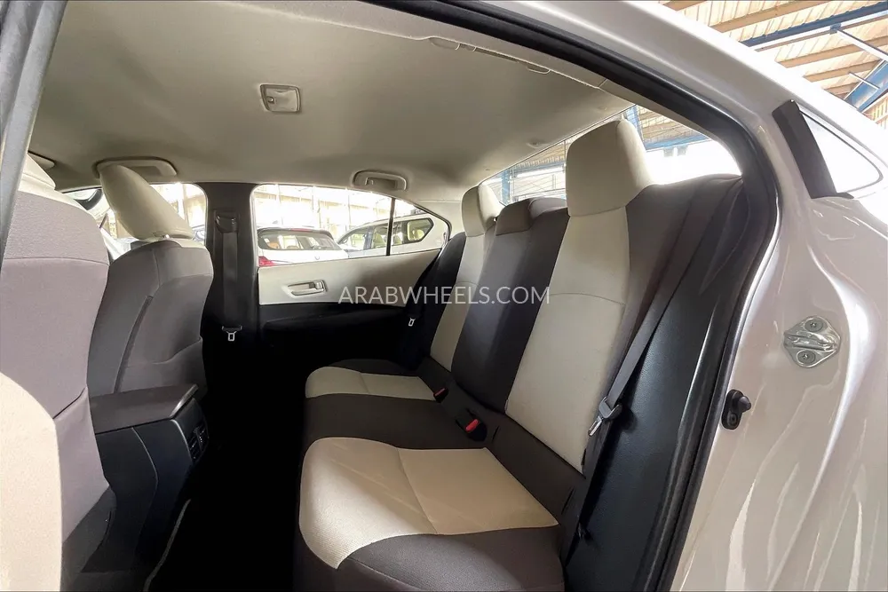 Toyota Corolla 2023 for Sale in Sharjah Image-27