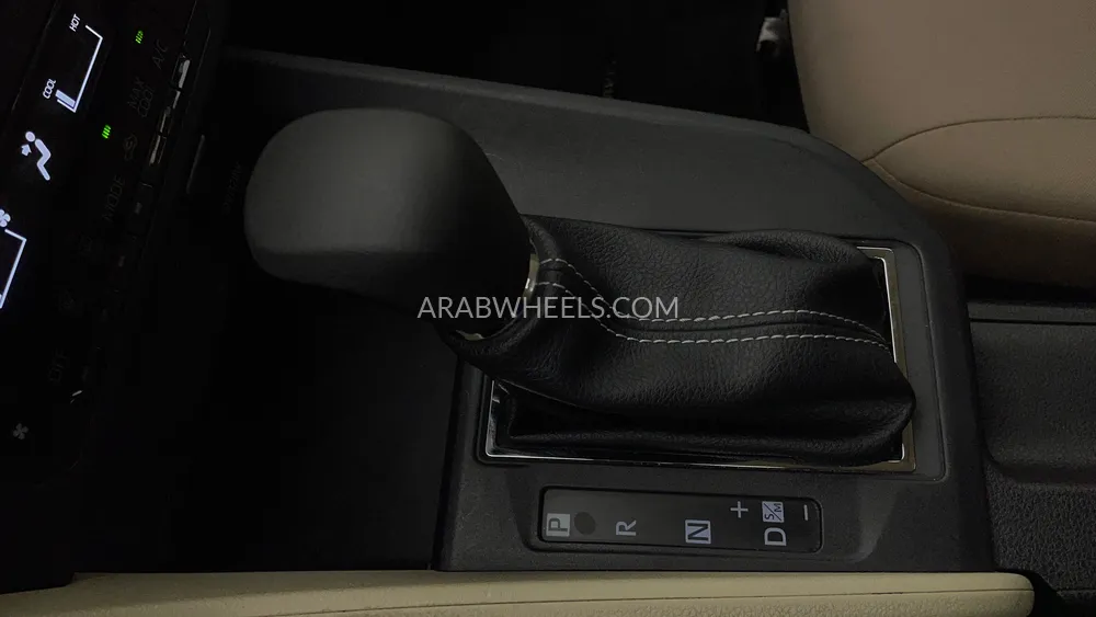 Toyota Yaris 2024 for Sale in Dubai Image-17