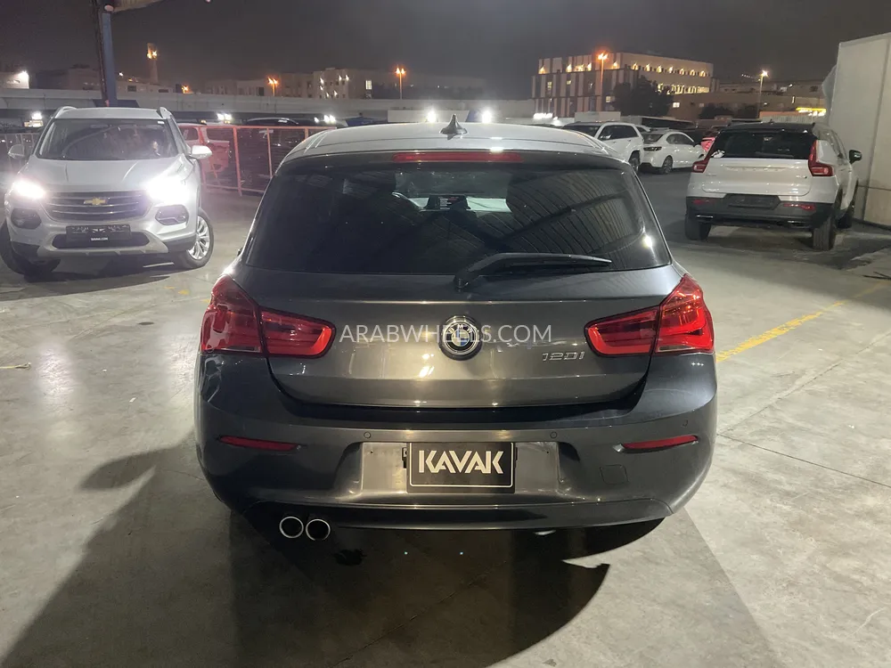 BMW 1 series 2019 for Sale in Sharjah Image-5