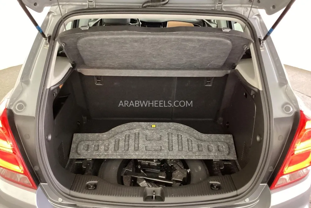 شيفروليه تراكس 2020 for Sale in الشارقة Image-14