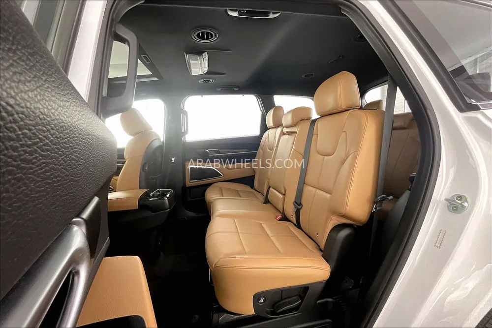 Kia Telluride 2020 for Sale in Sharjah Image-14