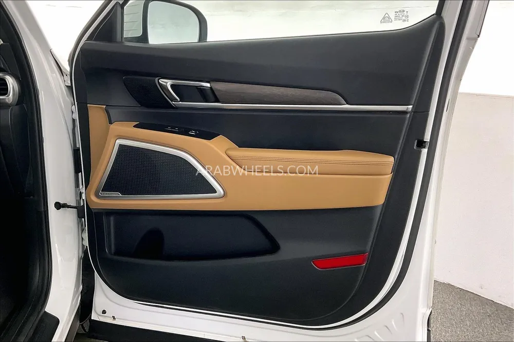 Kia Telluride 2020 for Sale in Sharjah Image-26