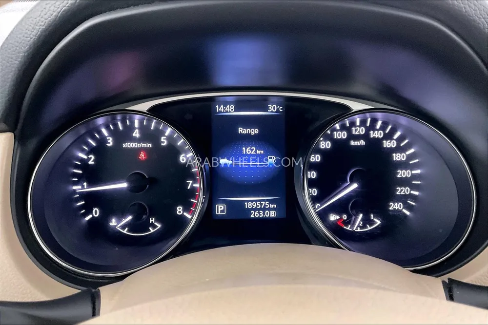 Nissan X-Trail 2016 for Sale in Sharjah Image-12