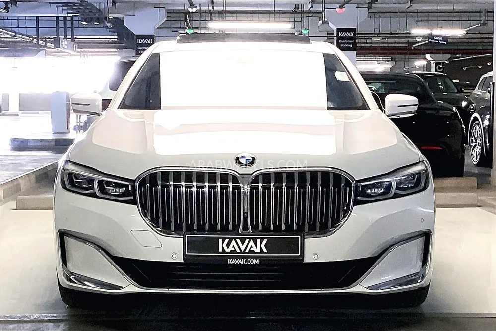 BMW 7 series 2020 for Sale in Sharjah Image-2